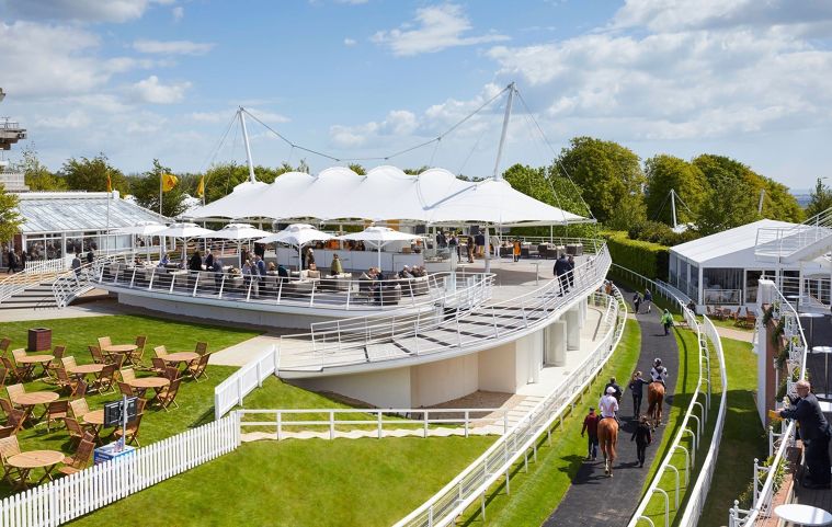 Goodwood Racecourse&nbsp;Champagne Bar

Credit Photo :&nbsp;www.hopkins.co.uk
