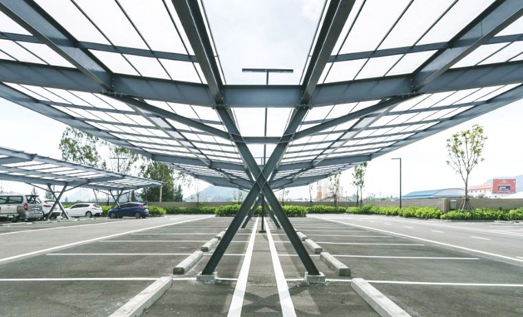 &nbsp;ถ้าไม่ใช่ Steel Solution by SYS มันคงจะเกิดขึ้นไม่ได้เลยครับ” คุณชิสรัสย์ (แนท) สุรการ Senior Project Manager จาก Proud Real Estate ผู้ดูแลโครงการได้กล่าวกับเรา &nbsp;