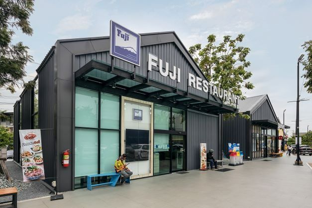 PTT Station Active Park Muang Thong ปั๊มน้ำมันที่ปรับเปลี่ยนภาพลักษณ์และออกแบบให้อาคารพร้อมต่อการใช้งานด้วยโครงสร้างเหล็ก H-BEAM ภาพประกอบ