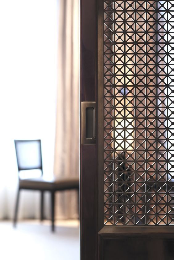 Interior Partition สไตล์คลาสสิค ช่วยเพิ่มเสน่ห์และกลิ่นอายของการตกแต่งบ้านแบบเอเชีย ภาพประกอบ