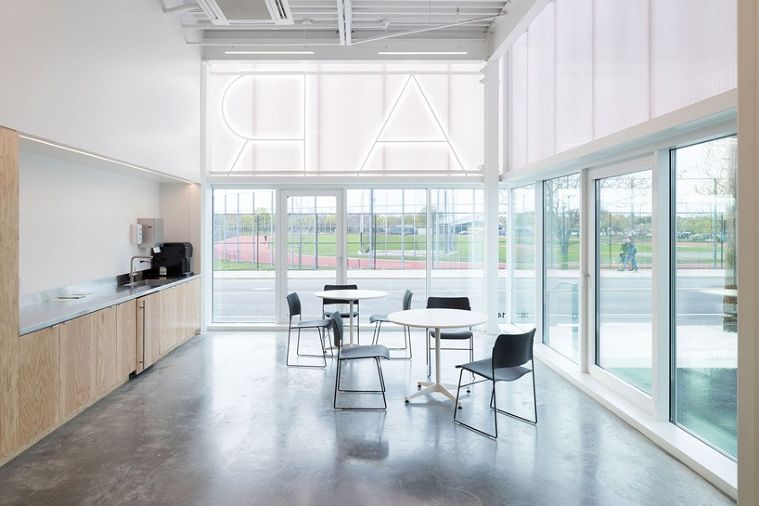 “Artlab” อาคารที่เรืองแสงในยามค่ำคืน ศูนย์รวม community สำหรับคนรักงานศิลปะจากมหาวิทยาลัย Harvard ภาพประกอบ
