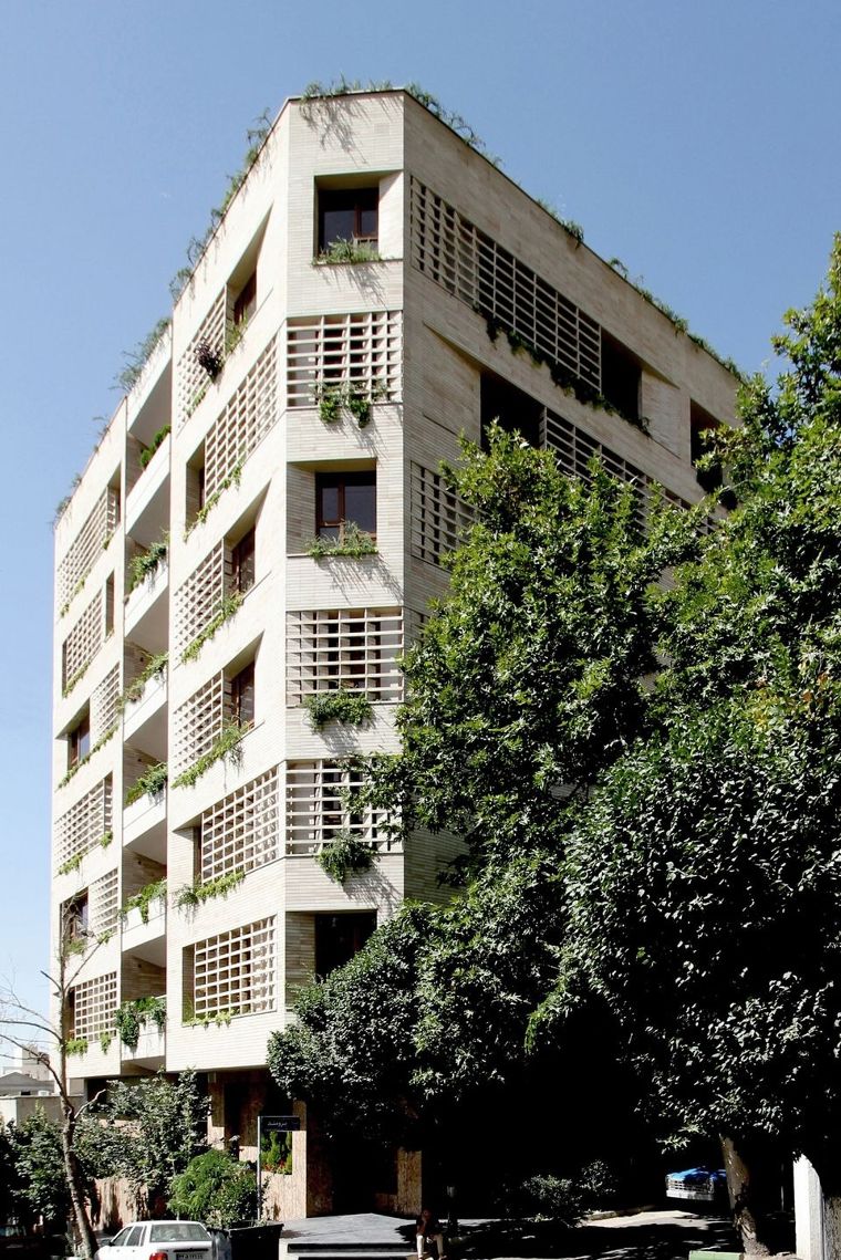 ความแตกต่างระหว่าง Green Building (อาคารเขียว) กับ Low Carbon Building (อาคารคาร์บอนต่ำ) ภาพประกอบ