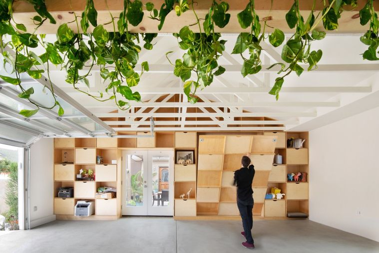 ตัวอย่างงานบิวท์อินโปรเจคต่างประเทศ San Diego Garage Conversion
Architects : Losada Garcia Architects, ModernGrannyFlat, Prismatica
Photographs : Rachel Pangi
ขอบคุณภาพประกอบจาก archdaily.com