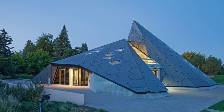แรงบันดาลใจจากธรรมชาติ Biomimetics & Biomimicry Architecture สู่การออกแบบ Science Pyramid กลางสวนพฤกษา ภาพประกอบ