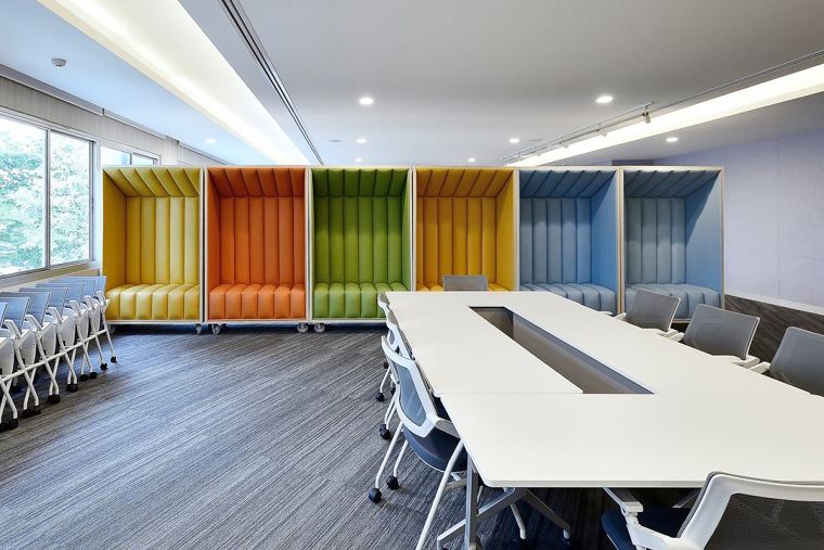 Project: THAILAND DEVELOPMENT RESEARCH INSTITUTE FOUNDATION by PAPERSPACEPhoto: PAPERSPACE