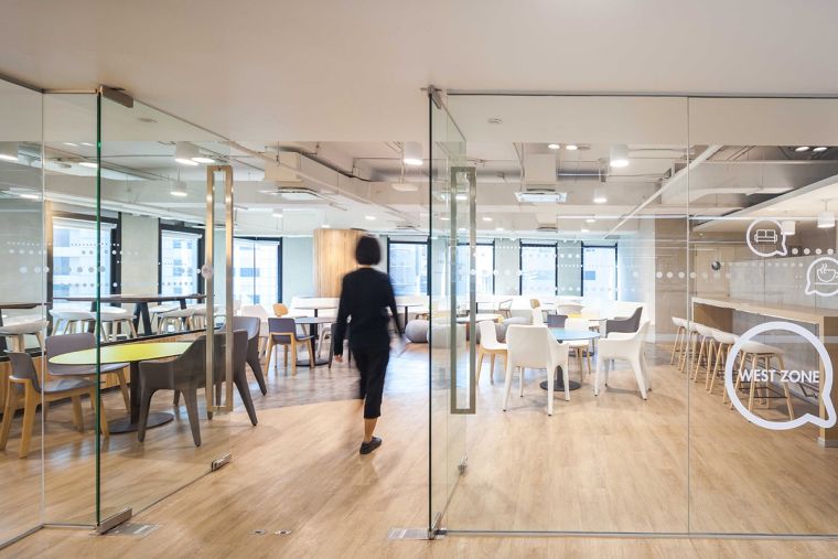 Project: KBTG Smart Office by PBMPhoto: art4d magazine/Spaceshift Studio