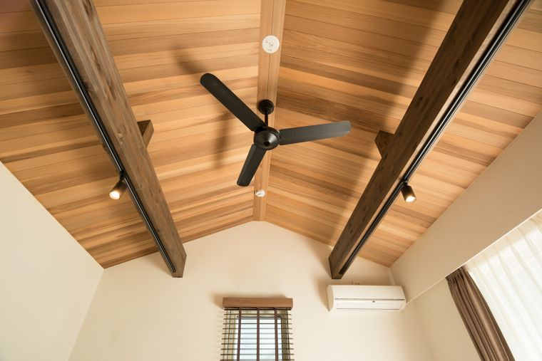 ฝ้าเพดานไม้สังเคราะห์ที่มา :&nbsp;https://www.livetteswallpaper.com/blogs/interior-blog/interior-design-trend-statement-ceilings
