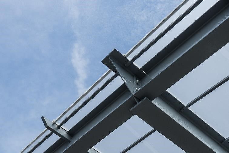 งานออกแบบที่จอดรถโครงสร้างเหล็ก X bracing steel frame "ประโยชน์ใช้สอยกับสุนทรียภาพในงานสถาปัตยกรรมที่รวมกันเป็นหนึ่ง" ภาพประกอบ