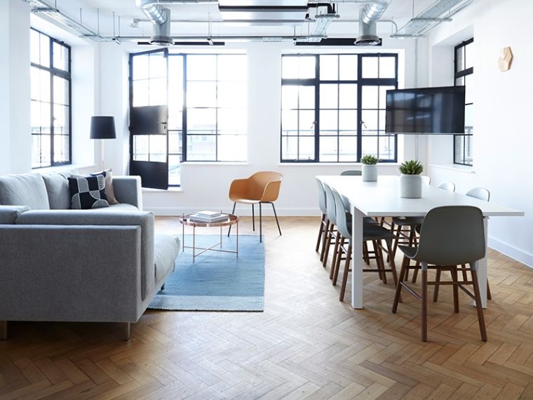 พื้นไม้จริง (Wood Flooring) กับคุณสมบัติที่ควรรู้ก่อนนำไปใช้งาน ภาพประกอบ