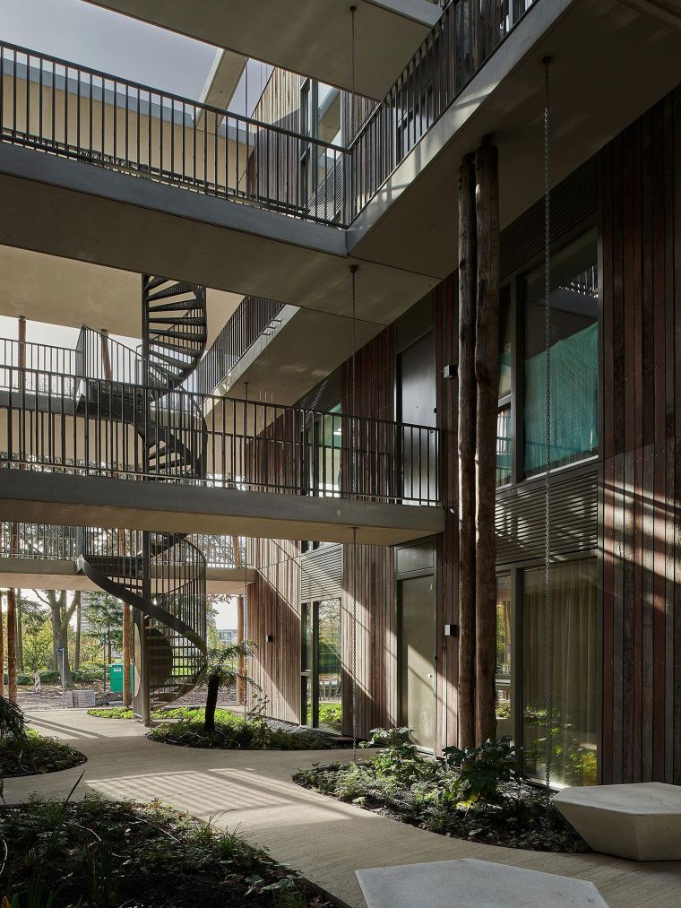 กรณีศึกษา Low Carbon Residential การหลอมรวมสถาปัตย์เข้ากับธรรมชาติเพื่อสร้างสถานที่พักผ่อนกาย พักฟื้นใจ ภาพประกอบ