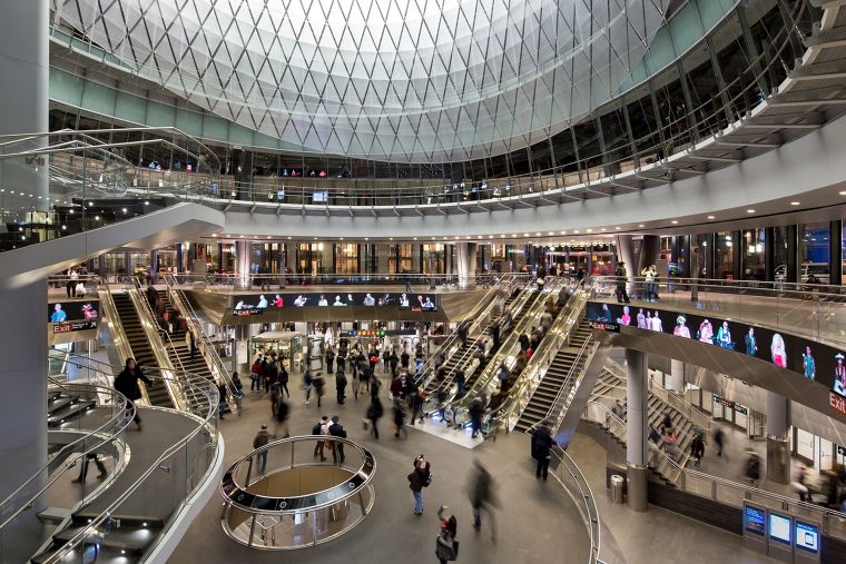 "Fulton Center" สถานีเปลี่ยนถ่ายการขนส่งสาธารณะกับการนำแสงธรรมชาติเข้ามาใช้ภายในอาคารผ่านหลังคากระจกขนาดใหญ่ ภาพประกอบ