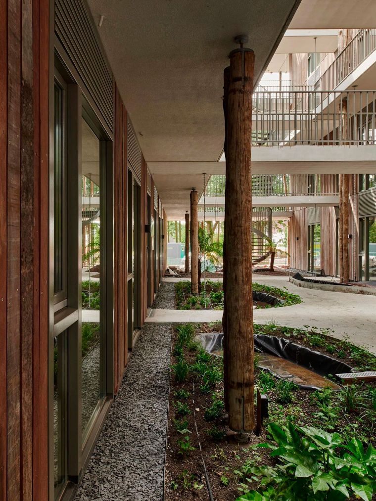 กรณีศึกษา Low Carbon Residential การหลอมรวมสถาปัตย์เข้ากับธรรมชาติเพื่อสร้างสถานที่พักผ่อนกาย พักฟื้นใจ ภาพประกอบ
