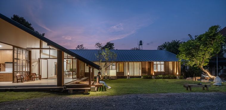 การออกแบบบ้านที่ถ่ายทอดความเป็นท้องถิ่น ผสานแนวคิดอย่างยั่งยืน กับโปรเจกต์ “บ้านเชียงแสน (Baan Jihang Saen)” ภาพประกอบ