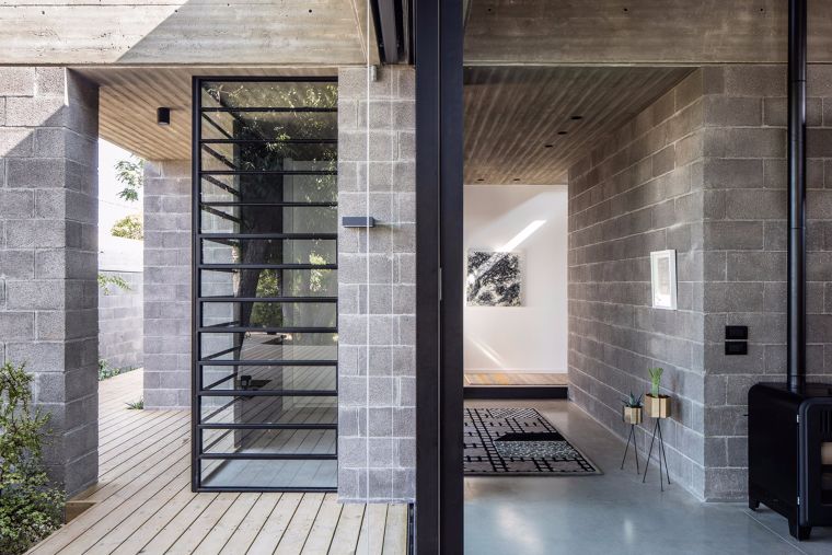บ้านชั้นเดียวสไตล์ Modern&Industrial ที่ออกแบบมาเพื่อรองรับสภาพภูมิอากาศในประเทศเขตร้อน !!! ภาพประกอบ