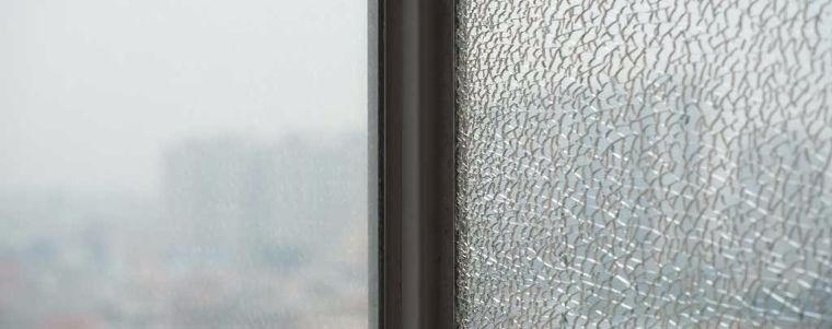 กระจกนิรภัยเทมเปอร์ (Tempered Glass) กับคุณสมบัติที่ควรรู้ก่อนนำไปใช้งาน ภาพประกอบ